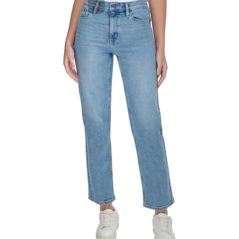 Calvin Klein Women High Rise Straight Leg Jean | Light Blue | Size-14. AZ